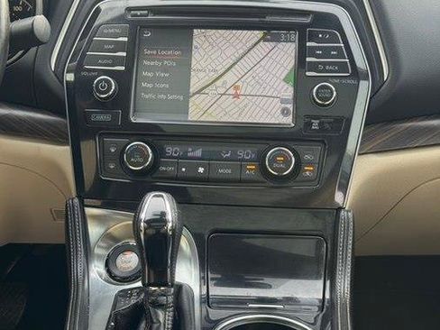 Used 2016 Nissan Maxima Platinum image 10