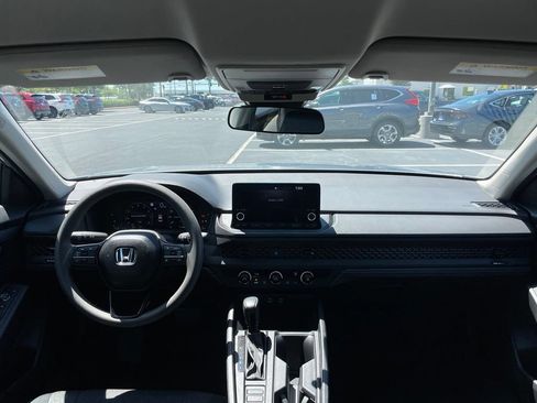 Used 2025 Honda Accord LX image 10