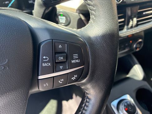 Certified 2020 Ford Escape SEL image 28