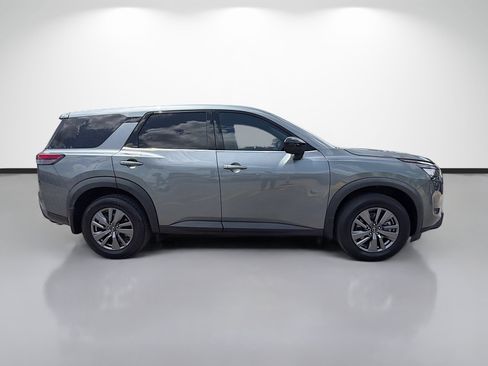 Used 2023 Nissan Pathfinder S FWD image 6
