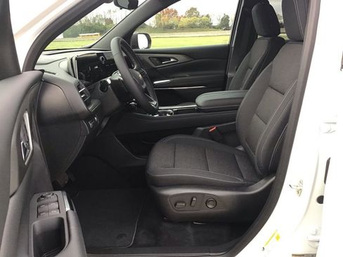 New 2026 Chevrolet Traverse LT w/ Driver Confidence Package image 34