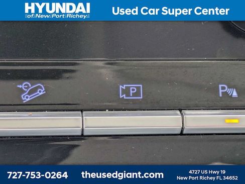 Certified 2024 Hyundai Santa Fe SEL AWD/4WD image 30