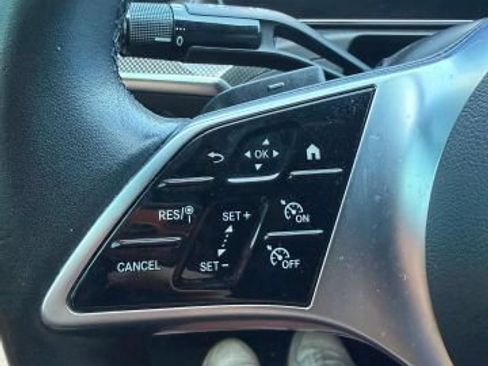 Used 2022 Mercedes-Benz C 300 4MATIC Sedan image 13