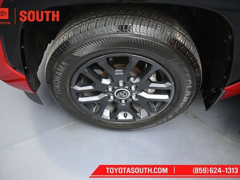 Used 2023 Toyota Sequoia Platinum AWD/4WD image 46