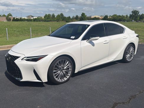 Used 2024 Lexus IS 300 w/ Premium Package RWD image 5
