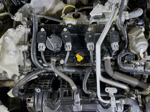 Used 2024 Mitsubishi Outlander SE image 32