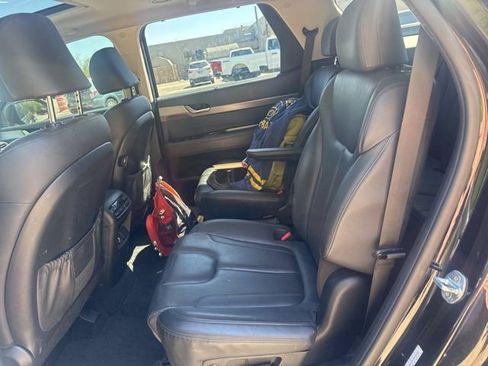 Used 2022 Hyundai Palisade SEL w/ Premium Package AWD/4WD image 12