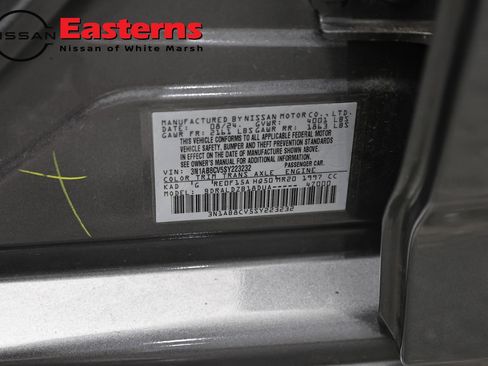 Used 2025 Nissan Sentra SV FWD image 34