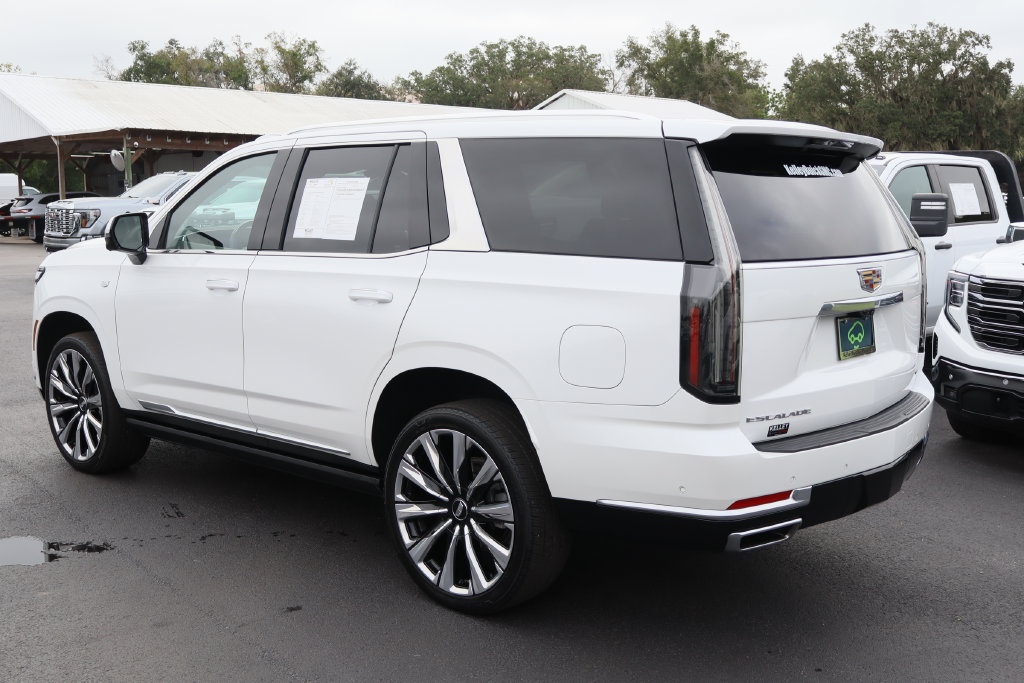 Certified 2025 Cadillac Escalade Premium Luxury w/ Touring Package AWD/4WD image 7