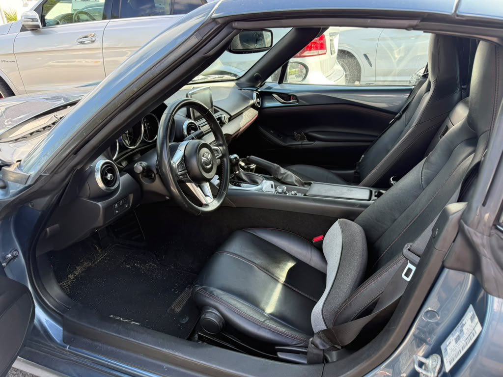 Used 2017 MAZDA MX-5 Miata RF Grand Touring RWD image 3