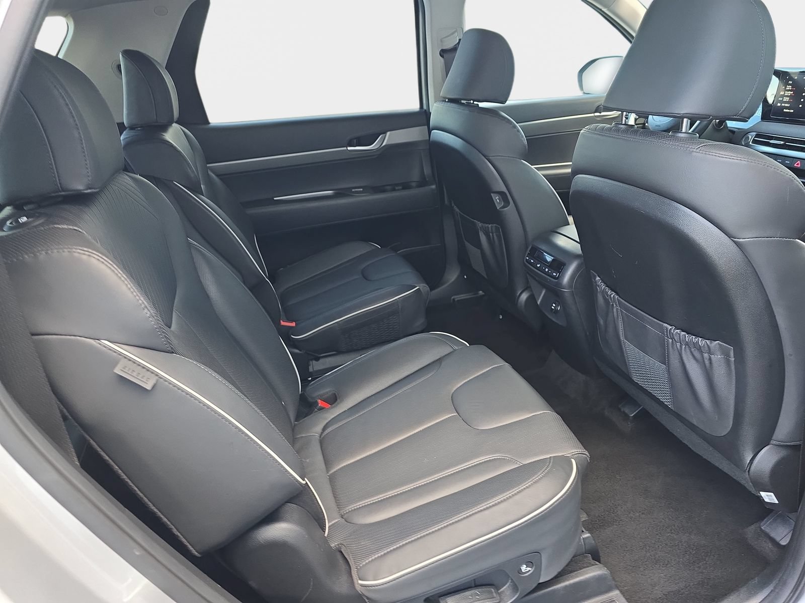 Used 2024 Hyundai Palisade SEL AWD/4WD image 13