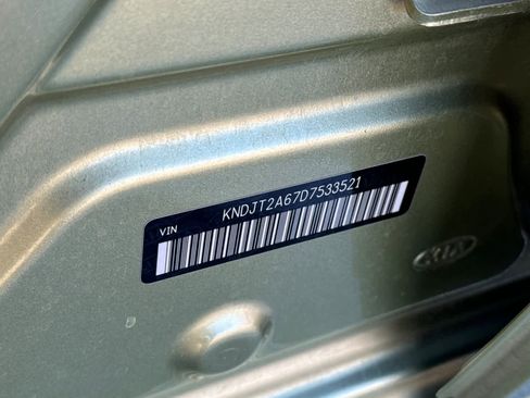 Used 2013 Kia Soul + image 30