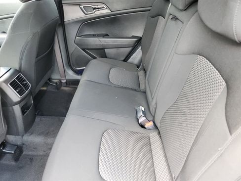 New 2025 Kia Sportage LX image 21