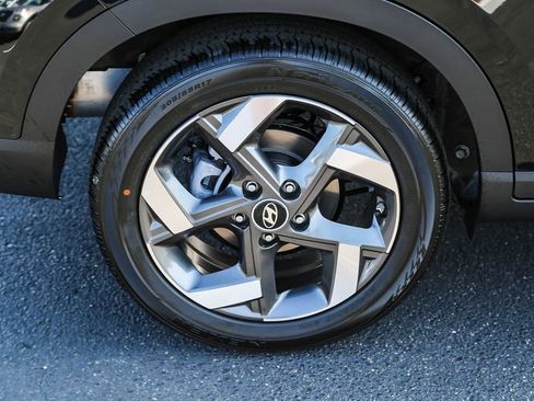 Used 2026 Hyundai Venue SEL image 11