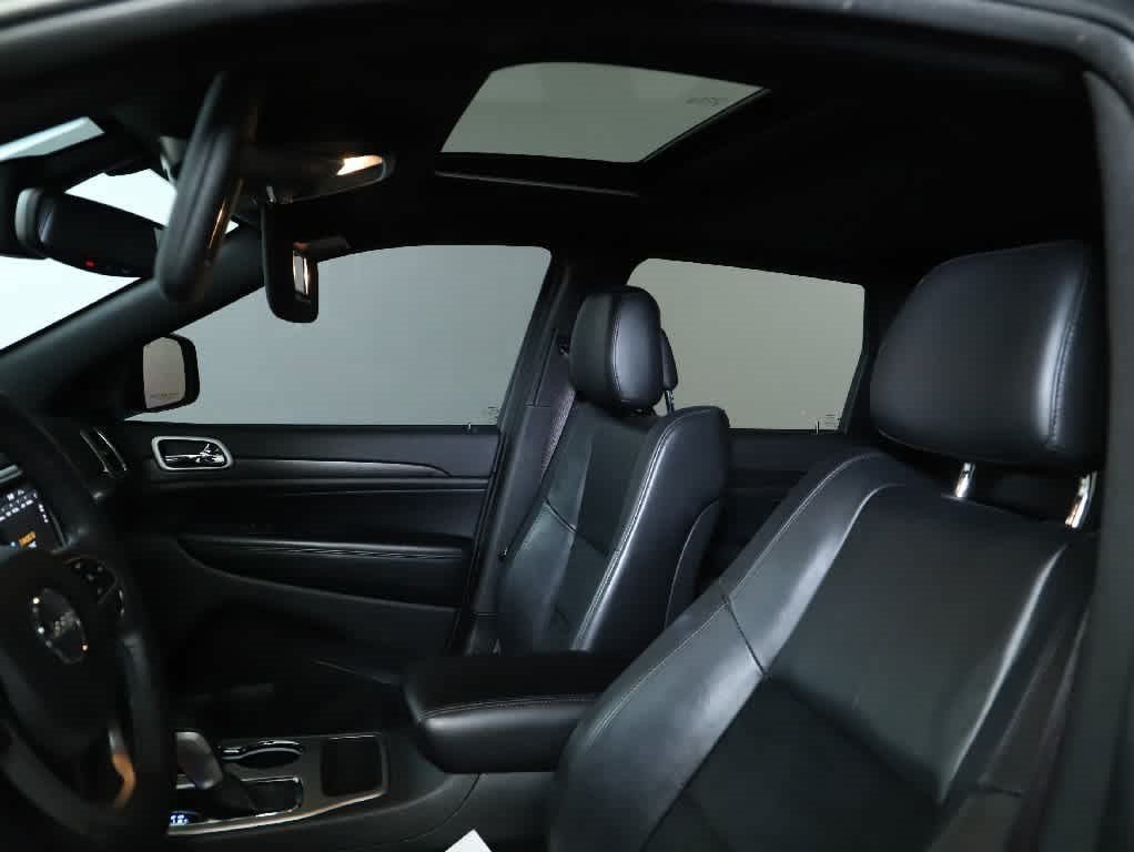 Used 2018 Jeep Grand Cherokee Altitude AWD/4WD image 20