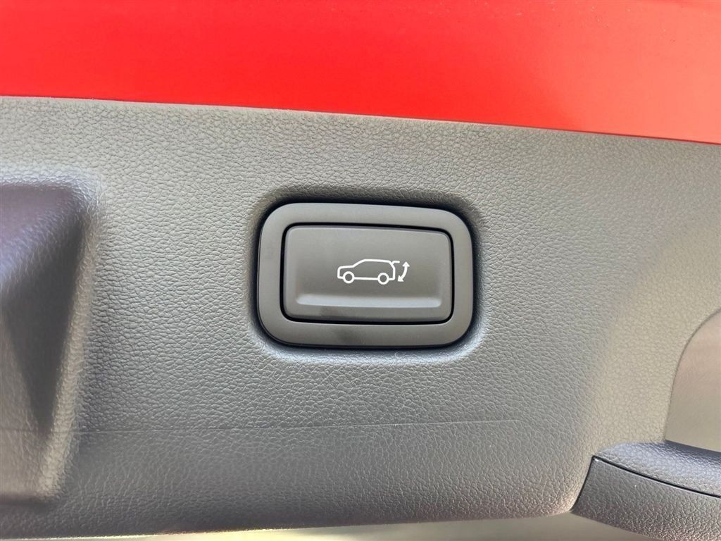 New 2026 Hyundai Kona Limited FWD image 17