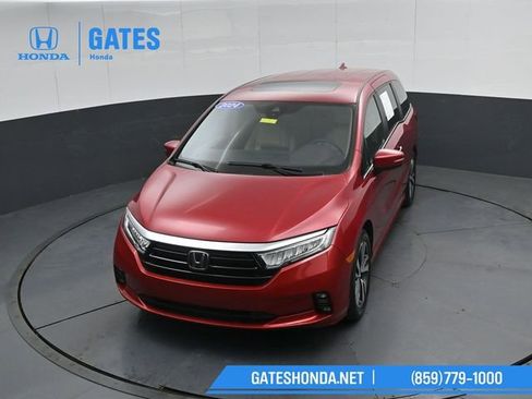Certified 2024 Honda Odyssey Touring image 62