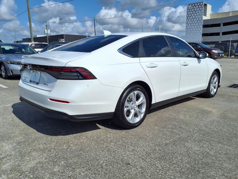 Used 2026 Honda Accord LX image 23