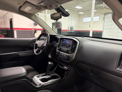 Used 2019 Chevrolet Colorado LT w/ Redline Special Edition image 29