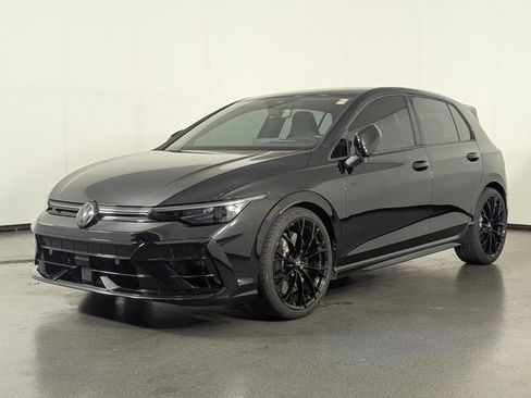 Used 2025 Volkswagen Golf R Black Edition AWD/4WD image 4