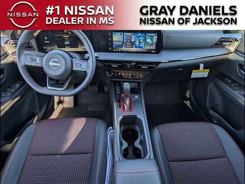 New 2026 Nissan Kicks SR w/ Cold Weather Package image 6