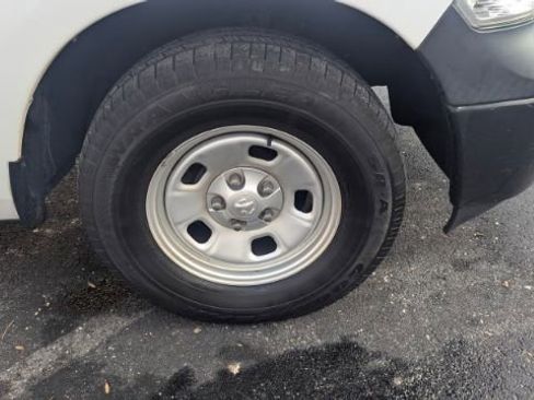 Used 2019 RAM 1500 Tradesman image 11