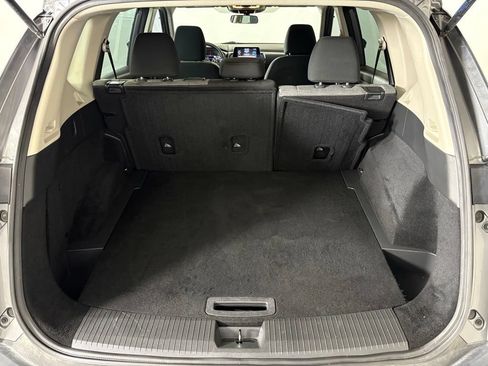 Used 2023 Nissan Rogue SV FWD image 35