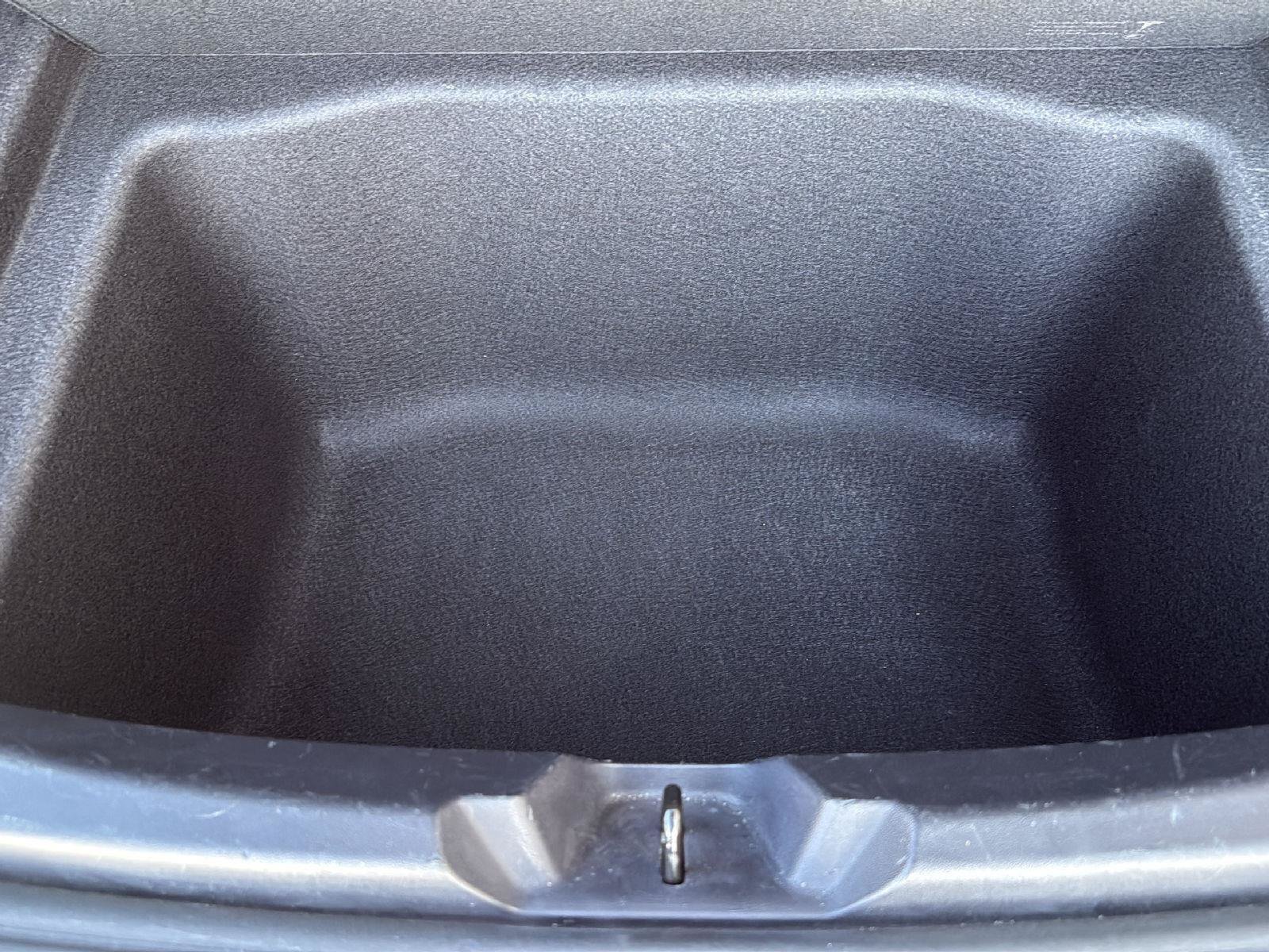 Used 2023 Tesla Model 3 Standard Range RWD image 31