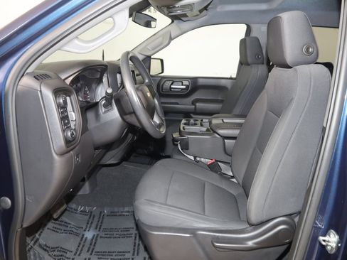 Used 2021 Chevrolet Silverado 1500 Custom AWD/4WD image 10