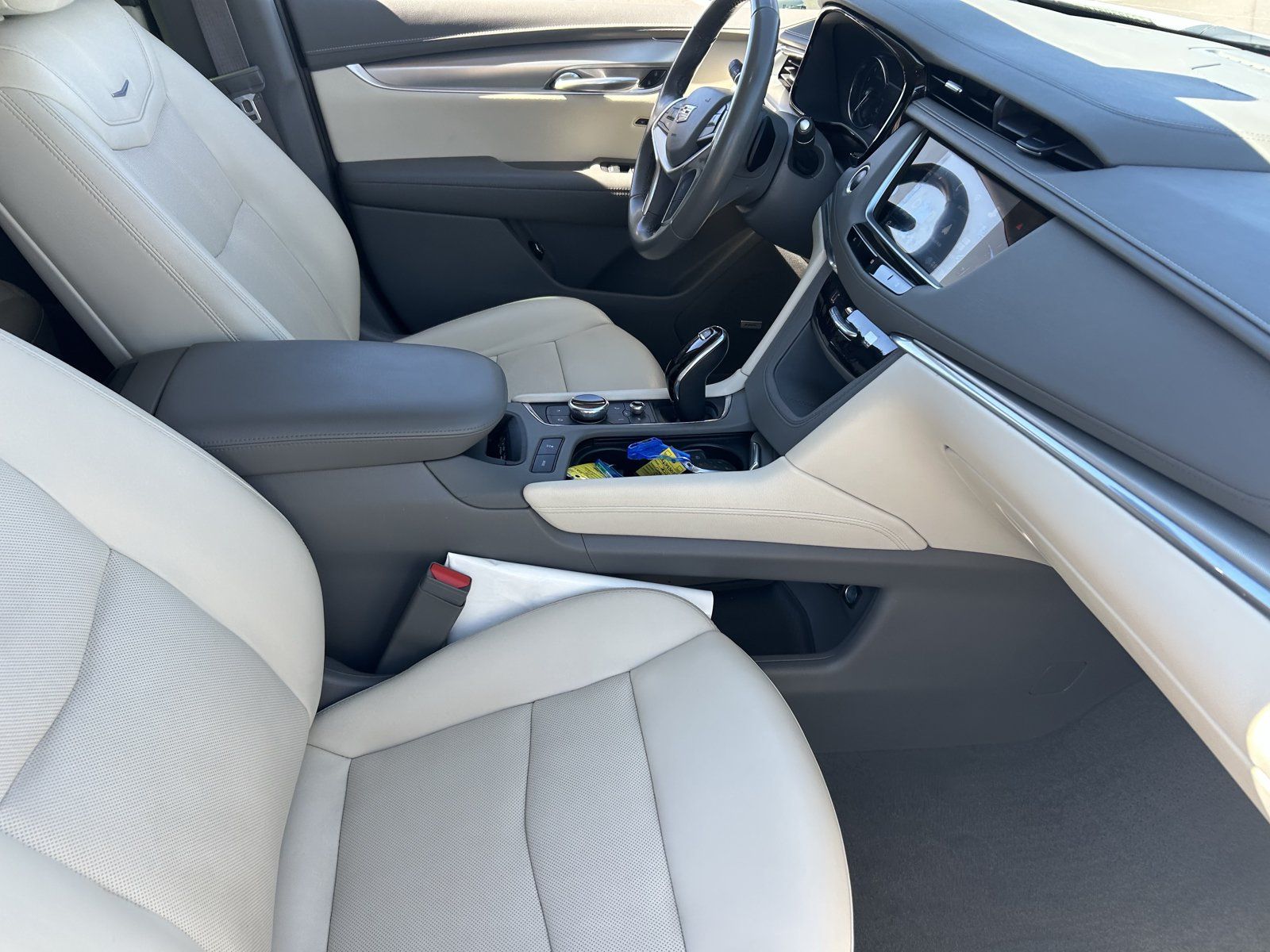 Certified 2020 Cadillac XT5 Premium Luxury FWD image 13