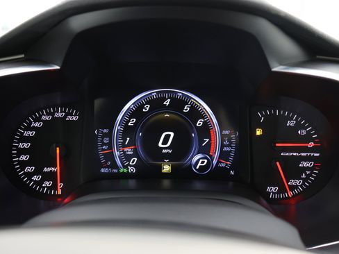 Used 2019 Chevrolet Corvette Stingray Coupe w/ Carbon Flash Badge Package RWD image 9