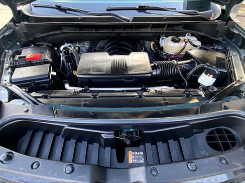 Used 2025 Cadillac Escalade Sport image 11