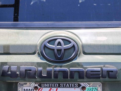 Used 2021 Toyota 4Runner Trail Special Edition AWD/4WD image 10