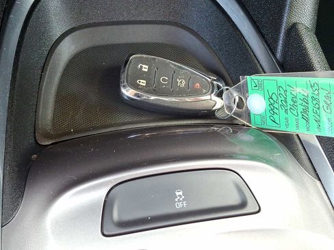 Used 2022 Chevrolet Malibu LT image 23