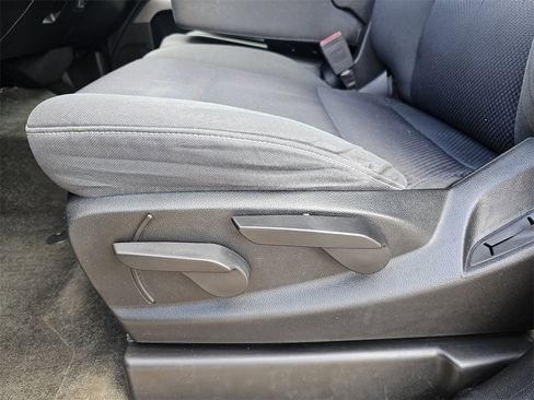 Used 2018 Chevrolet Silverado 1500 LT image 13