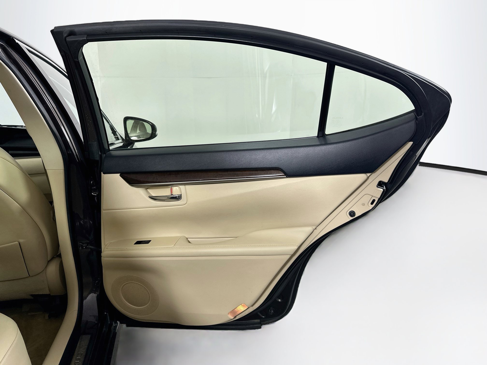 Used 2014 Lexus ES 350 w/ Premium Package FWD image 29