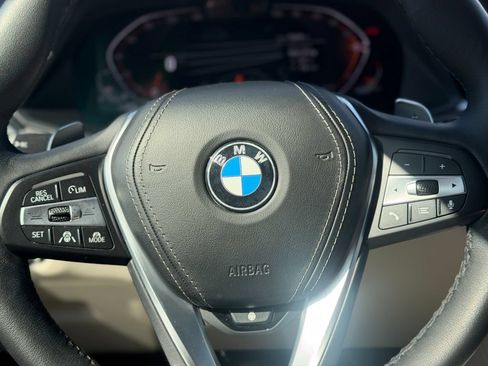 Used 2022 BMW X5 xDrive40i AWD/4WD image 16