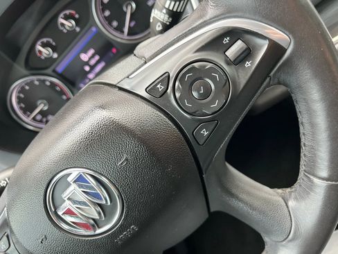 Used 2020 Buick Enclave Essence w/ Sport Touring Edition image 40