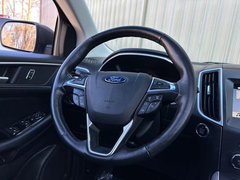 Used 2017 Ford Edge SEL w/ Equipment Group 201A image 20