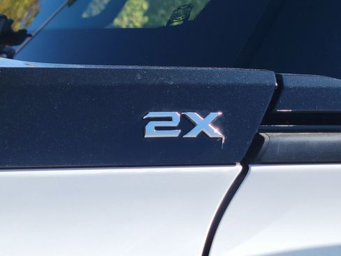 New 2026 GMC Hummer EV 4x4 Crew Cab w/ LPO, Dark Essentials Package image 13