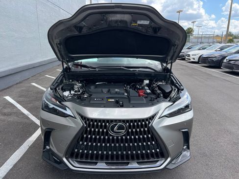 Used 2024 Lexus NX 250 FWD w/ Towing Package (2000 Lbs) image 17