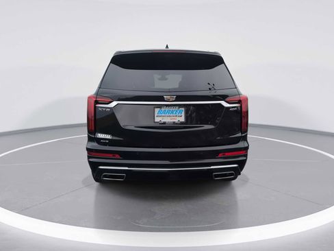 Used 2024 Cadillac XT6 Premium Luxury w/ Technology Package AWD/4WD image 8