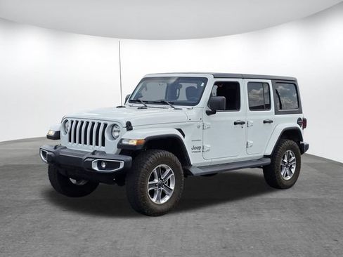 Used 2020 Jeep Wrangler Unlimited Sahara AWD/4WD image 7