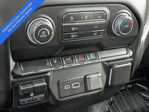 Used 2025 Chevrolet Silverado 2500 W/T w/ WT Convenience Package image 22