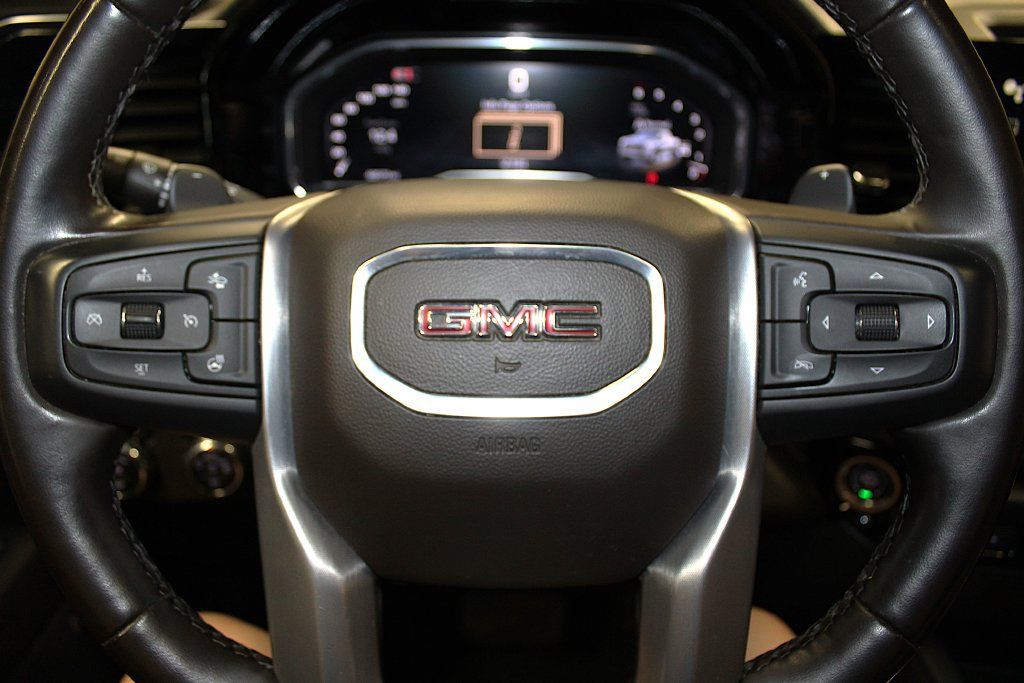 Used 2024 GMC Sierra 1500 SLT w/ SLT Premium Plus Package AWD/4WD image 13