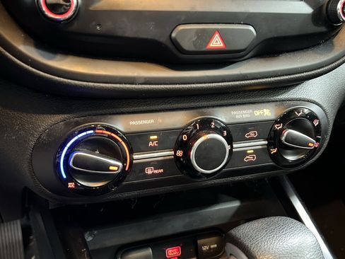 Used 2021 Kia Soul LX image 21