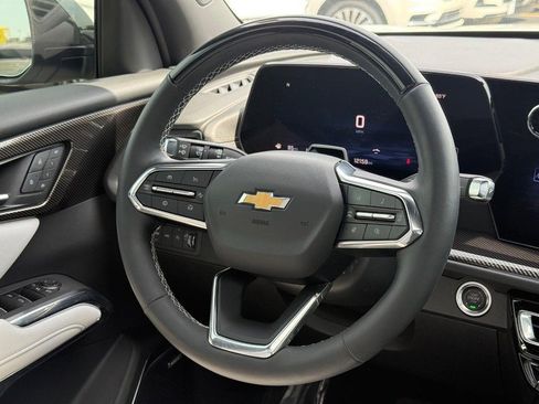Used 2025 Chevrolet Traverse High Country w/ LPO, Floor Liner Package AWD/4WD image 19