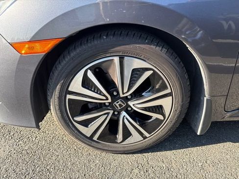 Used 2016 Honda Civic EX-T image 5