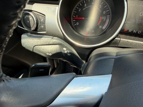 Used 2018 Ford Mustang Premium RWD image 43