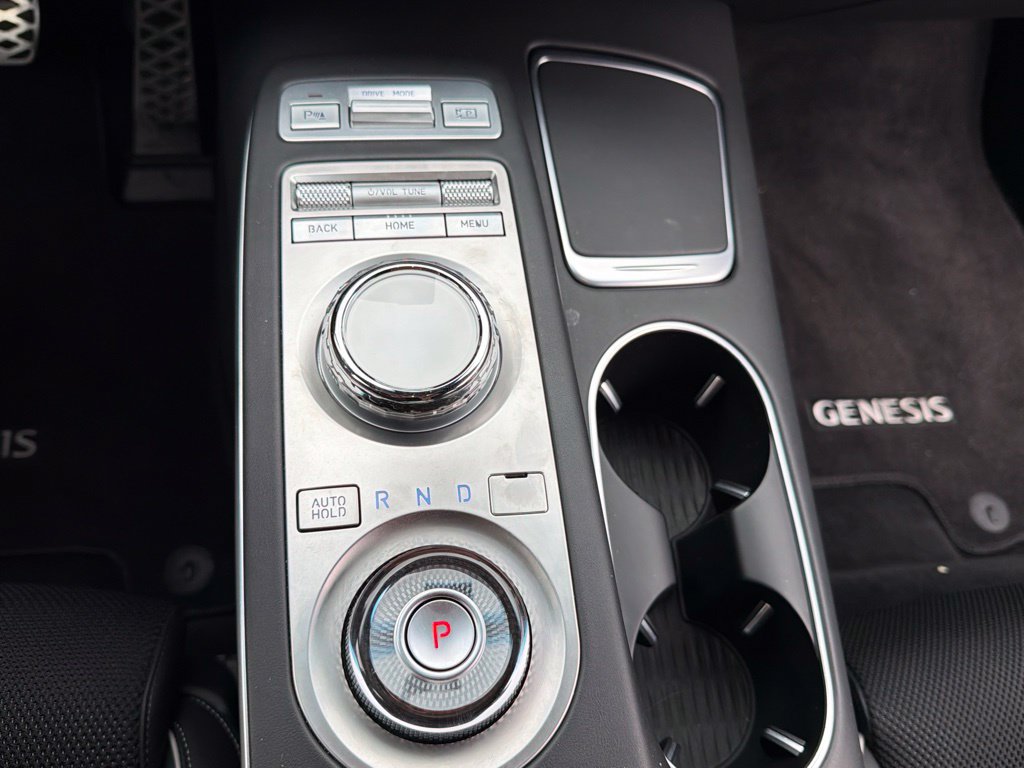 Used 2024 Genesis GV70 2.5T w/ Sport Prestige Package AWD/4WD image 14
